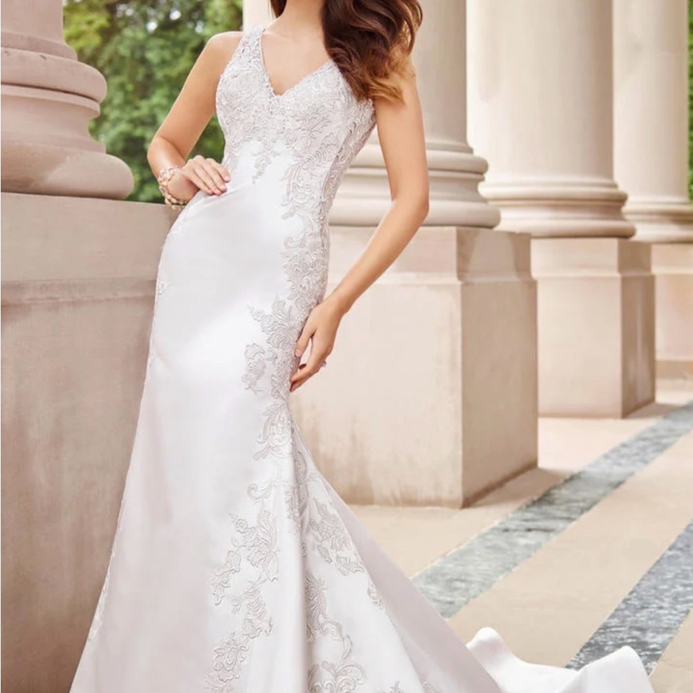 Satin Ivory wedding dress Martin Thornburg Mon Cheri Bridal